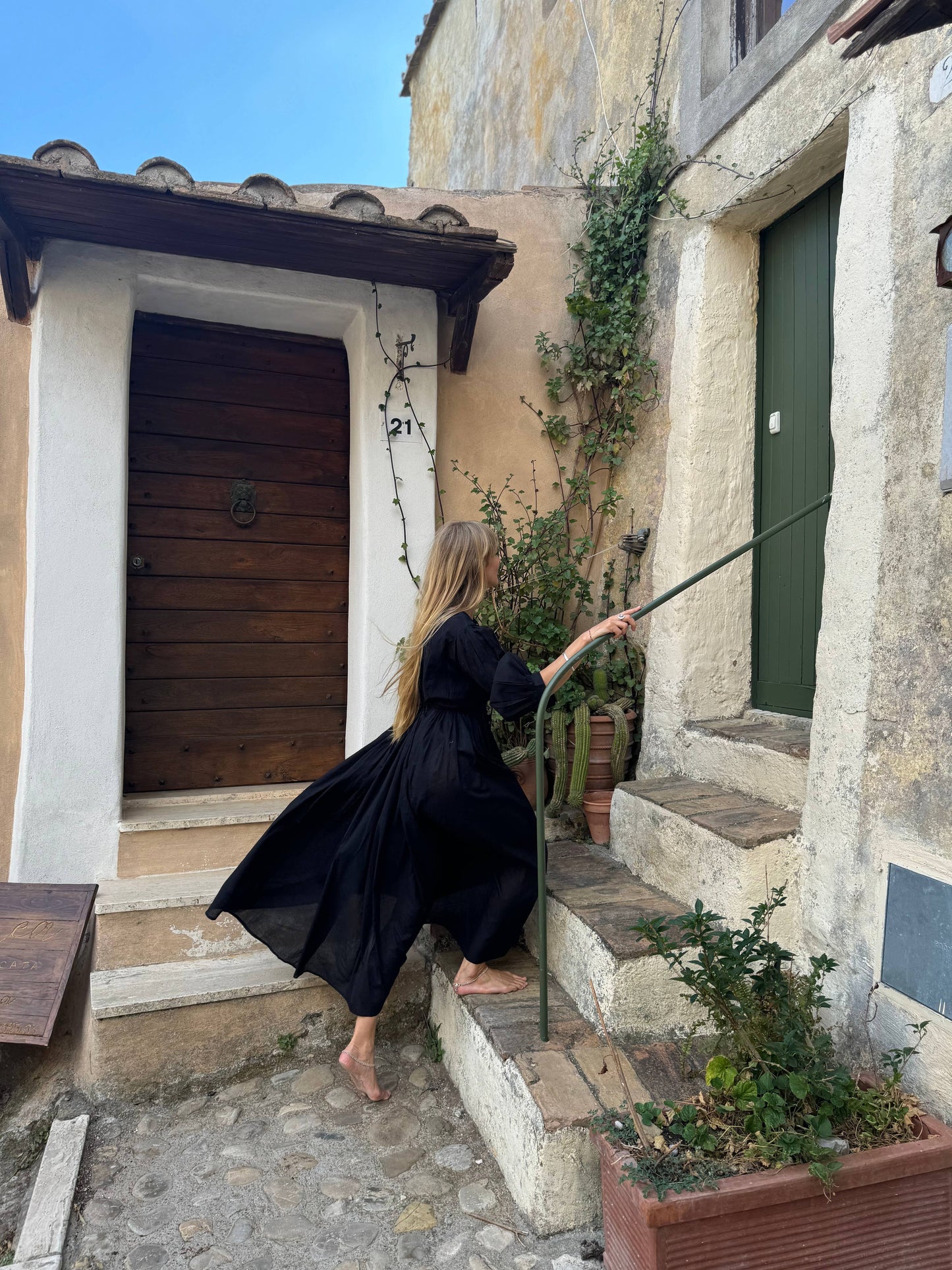 Cotton Venus Midi Dress ~ Black