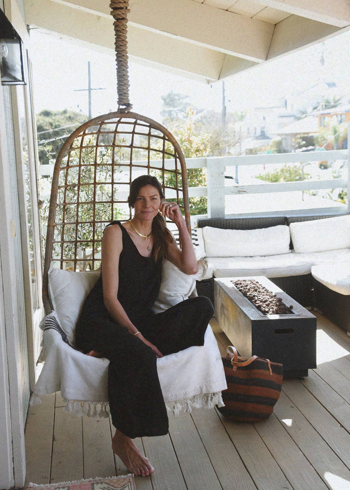 The Linen Jumpsuit // Noir