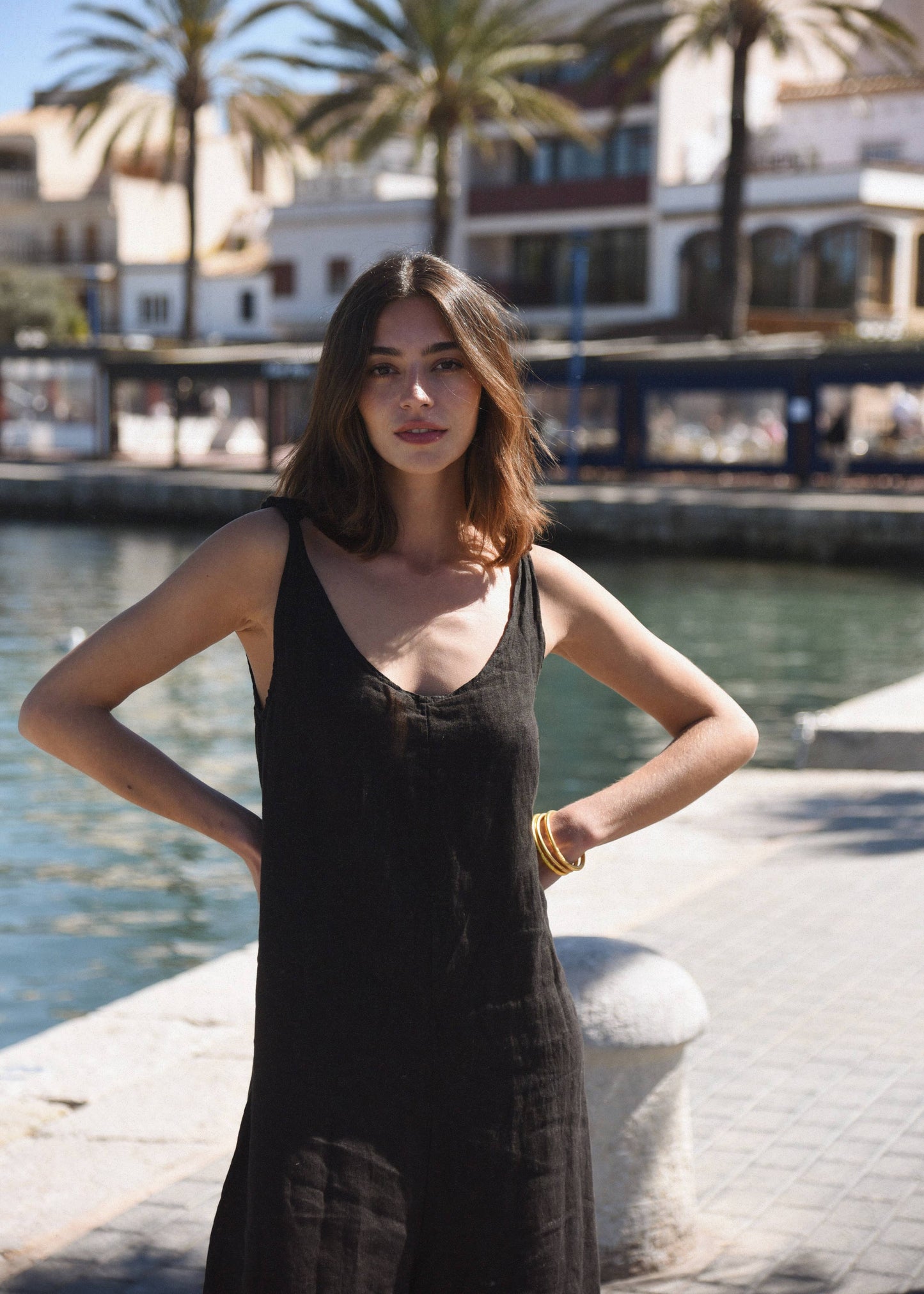 The Linen Jumpsuit // Noir