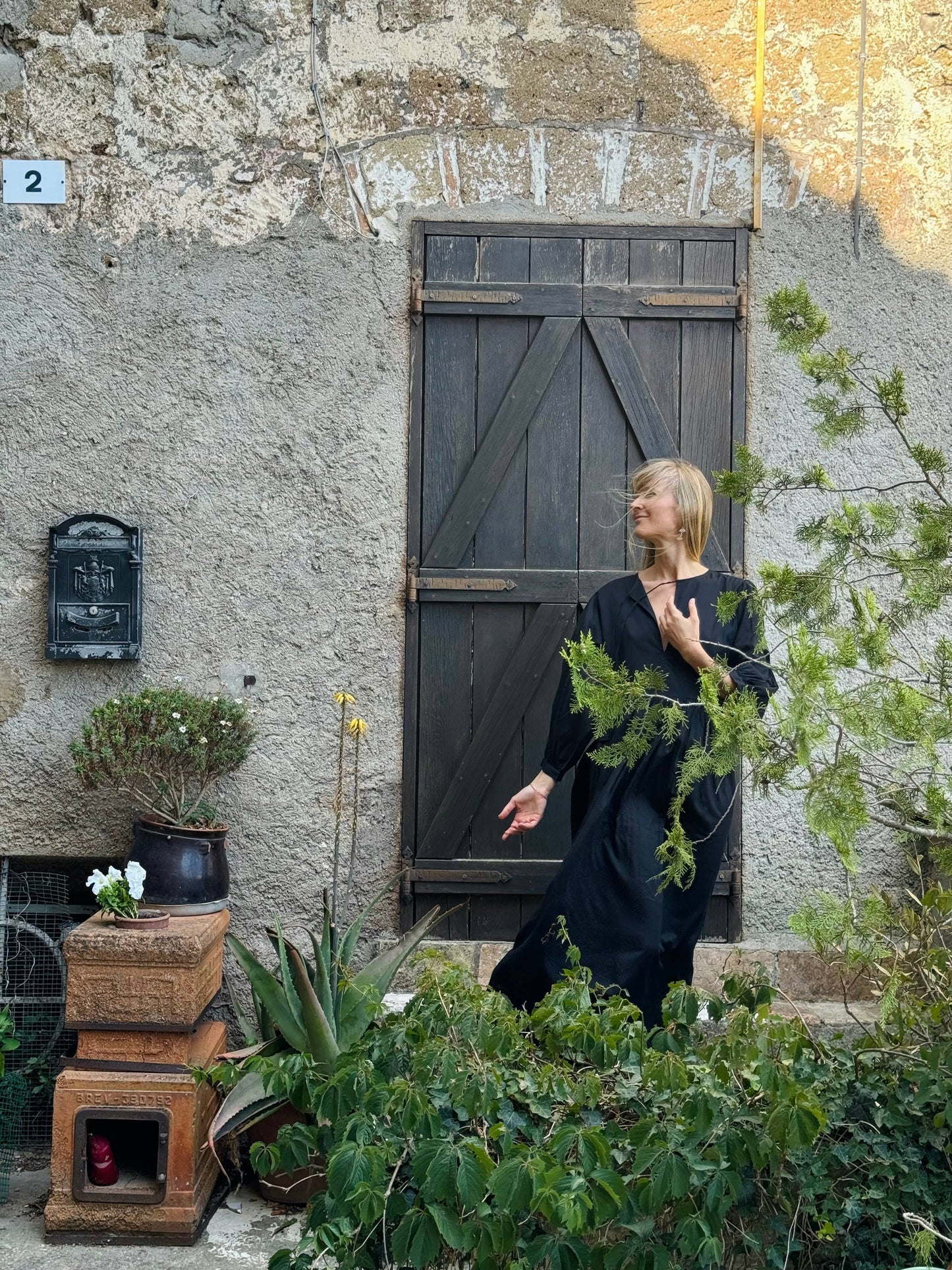 Cotton Venus Midi Dress ~ Black